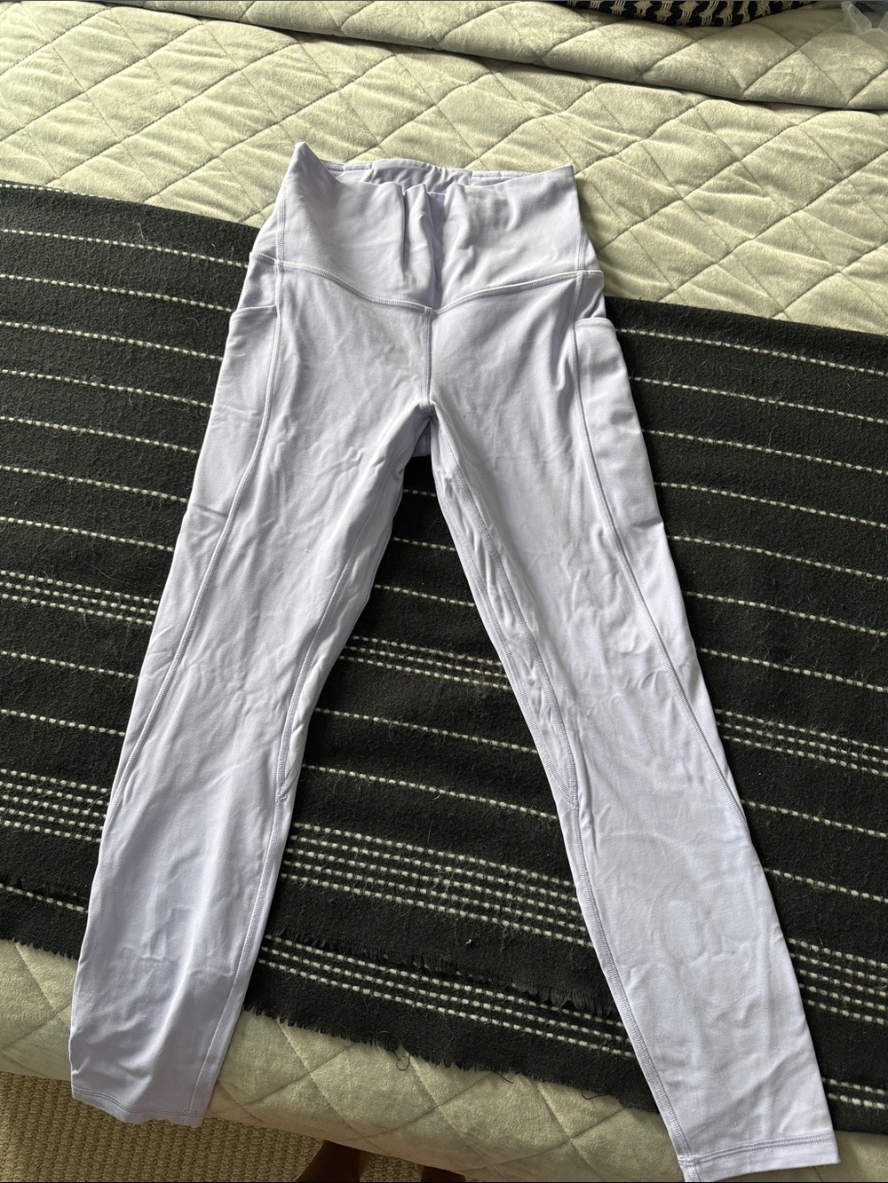 Lululemon Lavender High-Waist Leggings with pockets
